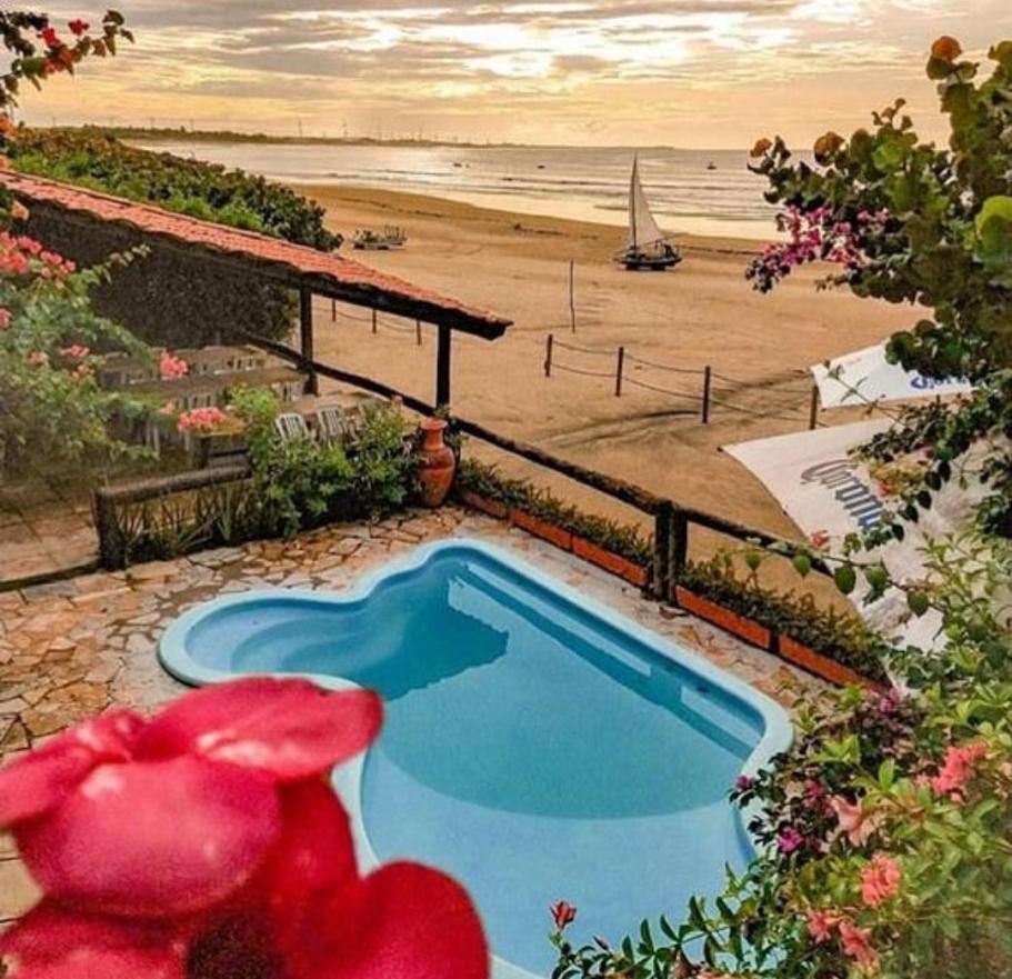Pousada Vira Sol Hotel Trairi Bagian luar foto